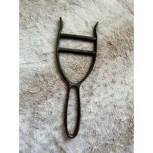 Antique Veterinary Mouth Speculum – 10” Cast Iron Farm Tool